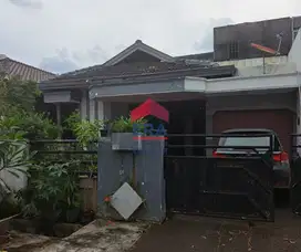Rumah Hitung Tanah di Taman Kebon Jeruk Intercon,10 menit ke Tol Joglo