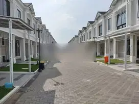 RUMAH DIJUAL RUGI & CEPAT 2 Lantai