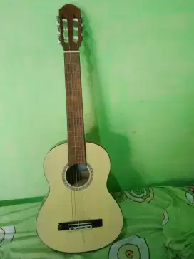 GITAR nylon Yamaha 3/4 custom mulus lengkap