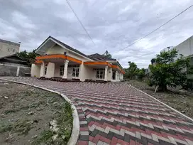 Disewakan Rumah besar dekat UII kampus jl kaliurang