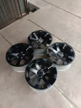 Fs velg r17 lebar8 et40 5x114