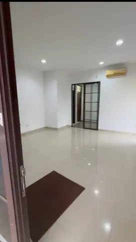 Sewa Rumah di Green Lake City hook 2kt
