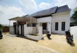RUMAH DI JOHOR MEDAN LOKASI DI DALAM KOMPLEK DEKAT MASJID
