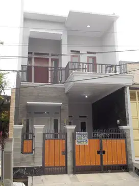 Rumah di Babelan.  Cek segera rumah 2 lantai yang asri ini,  dijual de
