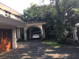 WTS Rumah Pejaten Raya Luas Mewah Mantap