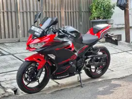 Kawasaki New Ninja 250 SE ABS 2018 km5000 asli 250fi merah hitam