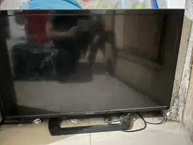 Tv Sharp 32 inch Mati total
