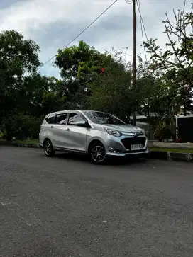 DP4JT daihatsu sigra r mt 2019