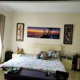 Dijual Rumah mewah full furnish di Bambu apus