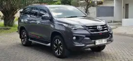 Termurah Fortuner VRZ TRD Sportiva Diesel Matic 2018 Km dikit