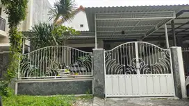 Rumah Siap Huni Di Taman Puspa Raya Citraland Surabaya