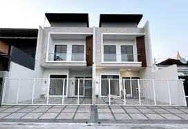 Jual Rumah Baru Baruk Surabaya dekat Merr Rungkut