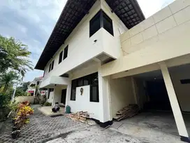 Kantor Raya Jemursari Surabaya dekat Rungkut Sier