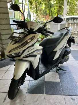 Vario 125 CBS ISS 2023 Putih