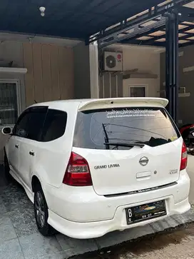 Grand Livina 1.5 HWS AT 2012 White