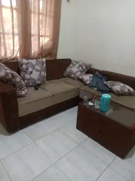 Sofa L baru jual cepat lengkap