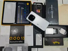 IQOO 13 16GB/512GB BARU AKTIF FULLSET WITH GIFT BOX  MULUS 100%