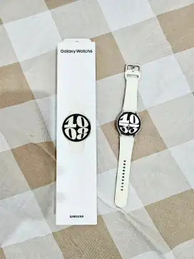 Samsung Watch 6 40mm like new