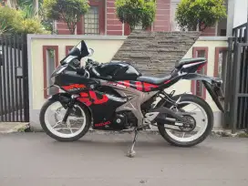 READY SUZUKI GSX R150 TAHUN 2017