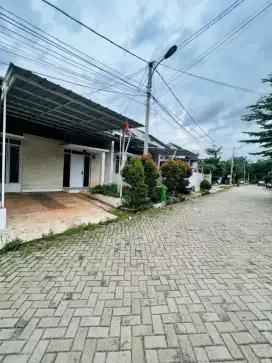 Di jual rumah bagus dalam cluster di jatiasih bekasi