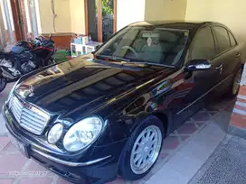 Mercedes-Benz e240, w211 tahun 2005