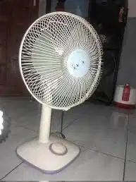 - Kipas Angin Kecil ( Maspion )