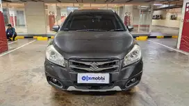 TDP Rendah Suzuki SX4 Abu 1.5 Hatchback -MT 2016 UIQ