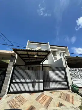 Rumah siap huni pondok chandra tjandra mepet surabaya