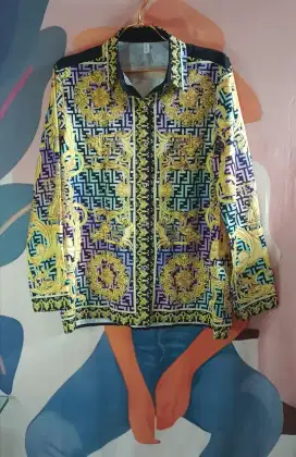 PAKET 10 BAJU THRIFT branded Masih bagus bgt baru