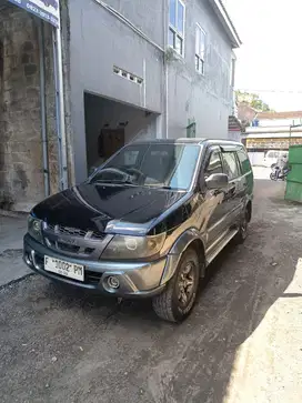 Varian Langka ! Isuzu Panther LV Adventure Warna Hitam Tahun 2006