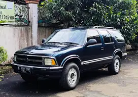 Opel Blazer 1997 Bensin