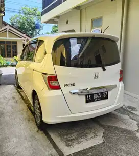 Honda Freed psd 2015