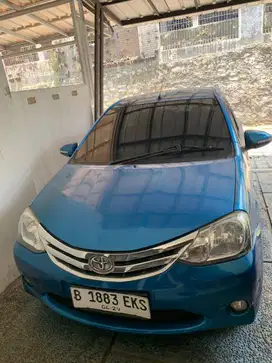 Toyota etios 2014 Dari Baru