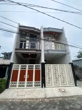 Rumah pinggir jalan raya surabaya Lebak arum