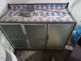 Meja alumunium/kaca