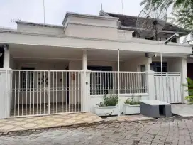 Rumah Sutorejo Timur STRATEGIS, SIAP HUNI