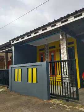 Rumah minimalis dan Siap Huni