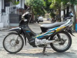 kharisma D 125 tahun 2005/tt boleh gan cash lebih bagus