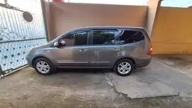 Nissan Grand livina 2011 Bensin
