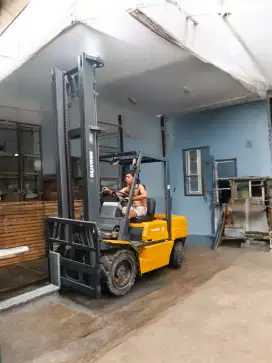Forklift 3 ton 2016