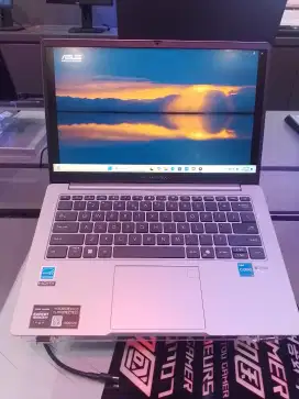 Kredit laptop asus corei3