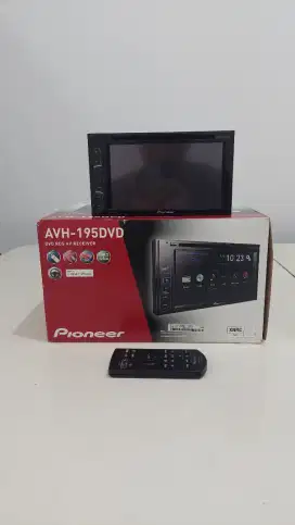 Head unit Pioneer AVH-195 DVD