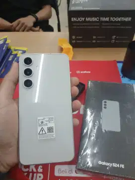 Diskon Samsung S24fe dan free Adaptor (300rb) + speaker bluetooth