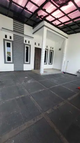 Dijual/Disewakan Rumah Cantik Area Taman Harapan Baru Bekasi