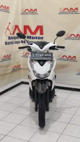 Km 7 Ribu Honda Beat cbs Tahun 2022 warna putih glossy
