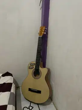 Gitar Akustik Gratis