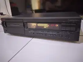 Nakamichi Cassette Deck 2