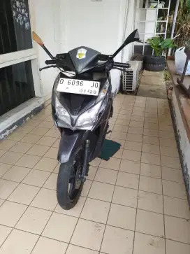 Dijual Motor Honda Vario 2013