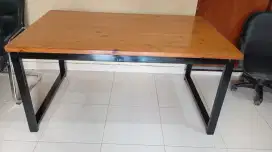 Meja meeting jati