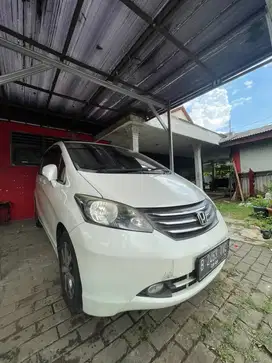 Honda Freed 2012 Bensin